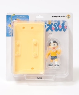 SOUVENIRS: ULTRA DETAIL FIGURE(TM) 1500