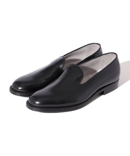 �ySHIPS EXCLUSIVE�zSouthwick: ALDEN Cordovan One Piece Slip-on