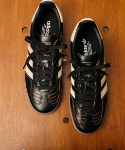 �ySHIPS EXCLUSIVE�zadidas: GAZELLE INDOOR LEATHER