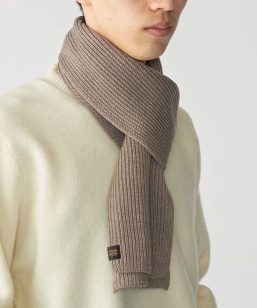 BATONER: SOLID WOOL MUFFLER