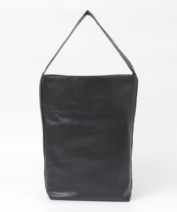 �ySHIPS�ʒ��zKaan: Faux LEATHER LARGE TOTE