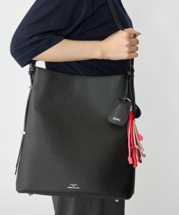 �yWEB����zSHIPS: �N���V�F�b�g �t�����W �L�[�P�[�X