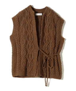 Heriter: hand aran vest