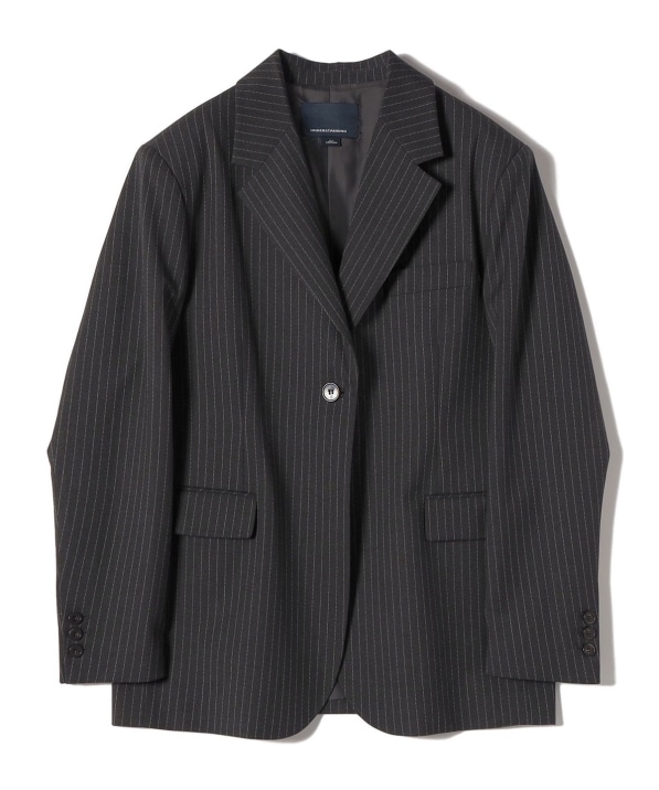 UNDER STANDING:stripe over jacket