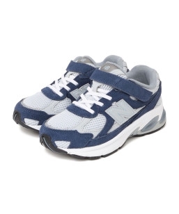new balance:P2010 �X�j�[�J�[