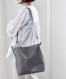 quaranciel: ���C�� 2way �V�����_�[ �o�b�O �O���[