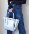 �s�ꕔ�ǉ��\��tquaranciel: A4 �x���g �g�[�g �V���o�[