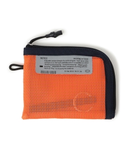 WEEKENDER: ���b�V�� �}���` �~�j �P�[�X