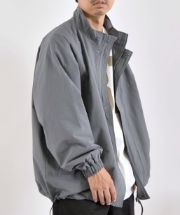 �ySHIPS any�ʒ��zHINSON: �V���[�g �����X�^�[ �u���]�� 24SS ��