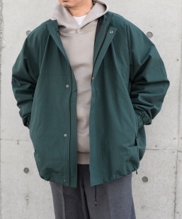 �ySHIPS any�ʒ��zHINSON: �V���[�g �����X�^�[ �u���]�� 24SS ��
