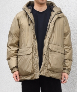 �q����/�h���rPERTEX(R) × PRIMALOFT(R) �t�[�h ���� �W���P�b�g��