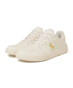 On: THE ROGER Clubhouse Ace �X�j�[�J�[