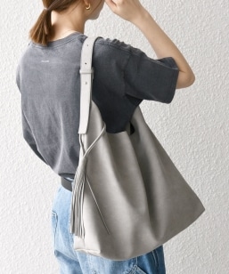 �s�ꕔ�ǉ��\��tSHIPS any: A4 �^�b�Z�� �����V�����_�[ �o�b�O