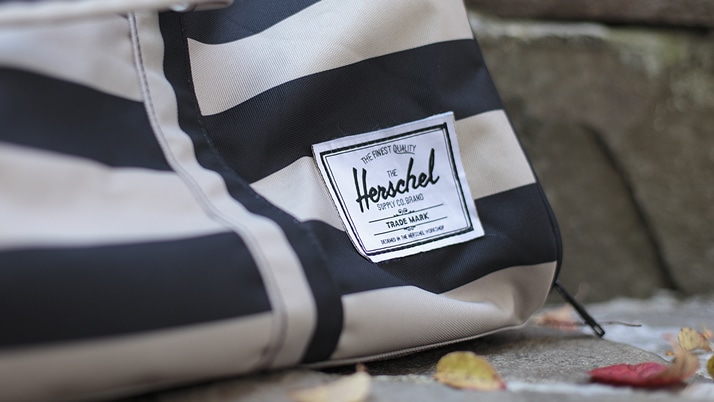 �����Ă��邾���ł������x���������C�`�����̃o�b�O�u�����h! Herschel & Supply