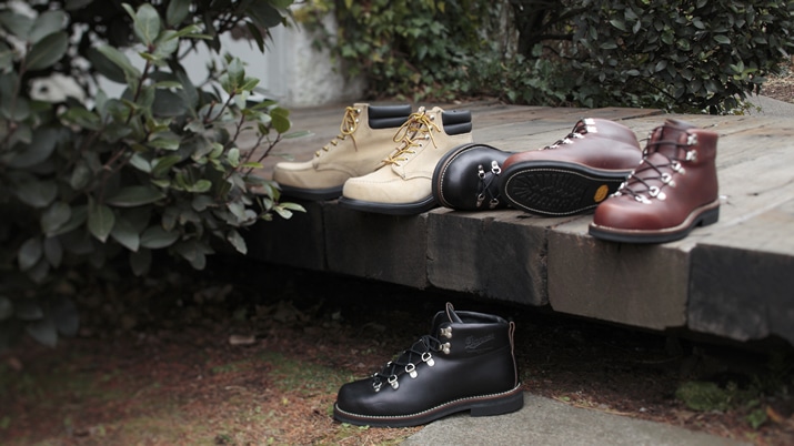 �}�j�A���X��A�����ł��������Ȃ�RED WING �� Danner