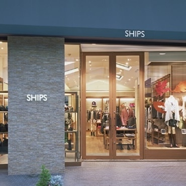 SHIPS �g�ˎ��X