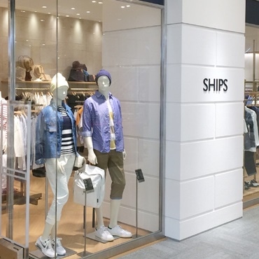 SHIPS �A�~���v���U���������X