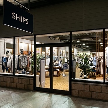SHIPS OUTLET ����X
