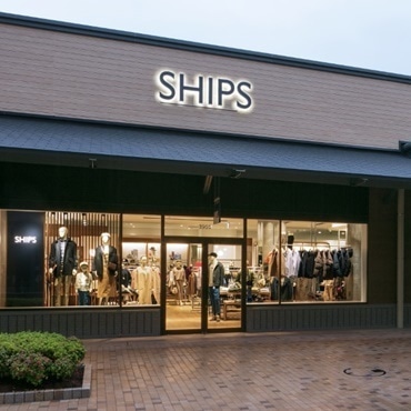 SHIPS OUTLET ��a��X